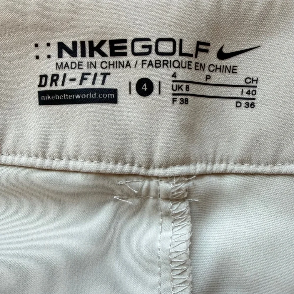 Nike Golf Dri-FIT Skort Womens Size 4 Beige Tan Athletic Skirt